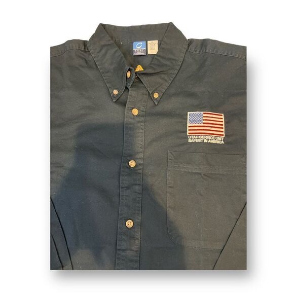 Port And Company Train Safety Button Up Top Size Extra Large - Picture 2 of 5